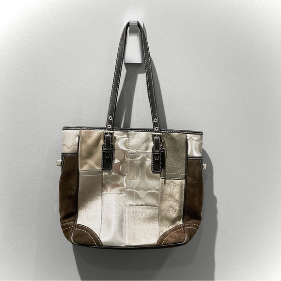 Coach, brown leather and metallic gold handbag - Picture 4 of 12